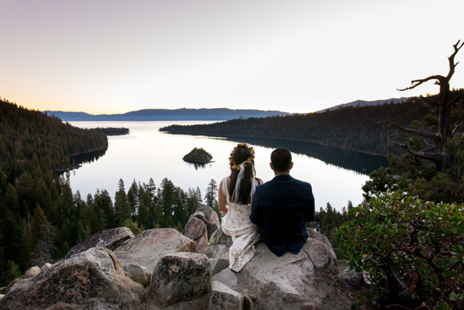 Couple elope on a mountaintop | Elopement Checklist